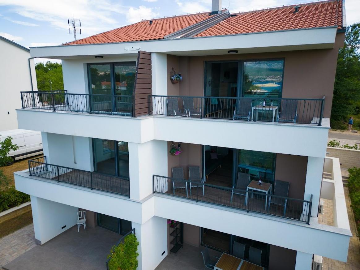Vila Primorka Apartmani Oleander 실로 외부 사진